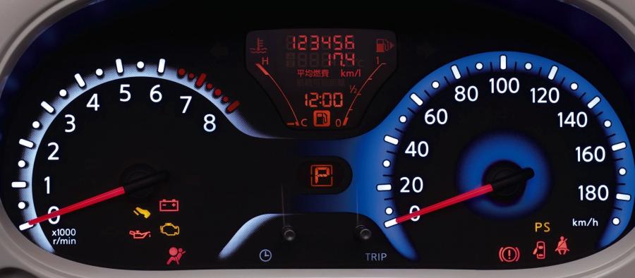  Nissan Cube 2009 года  (фото 40 из 137)